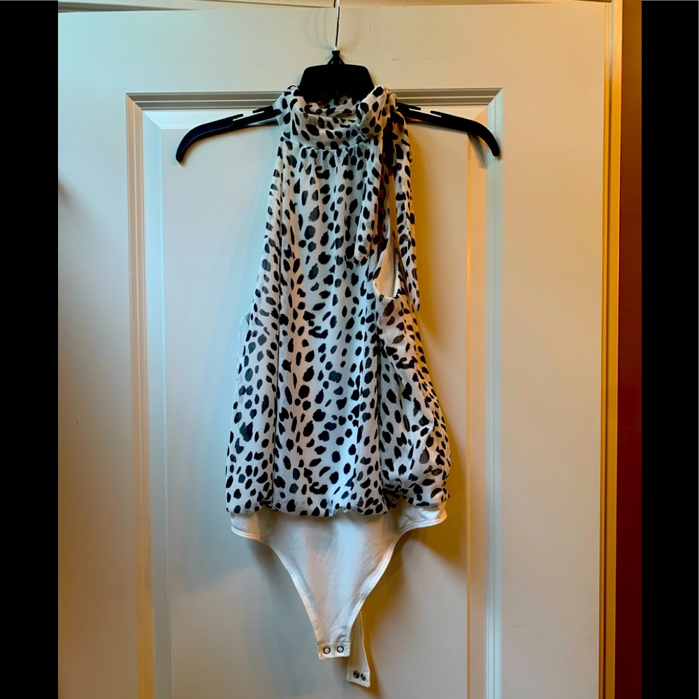 Express sleeveless bodysuit